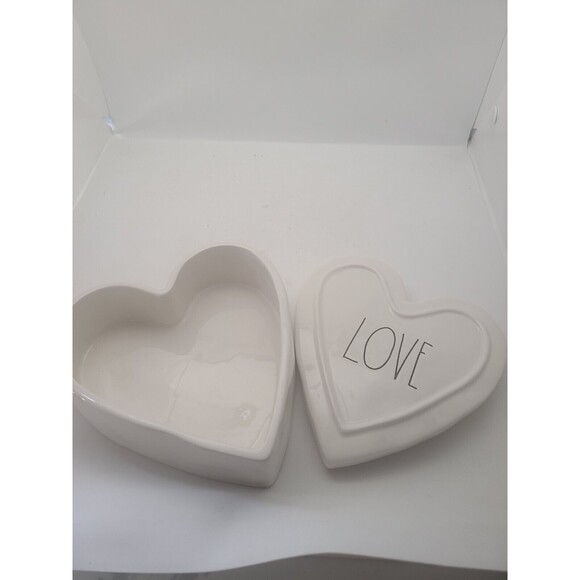 Rae Dunn Heart Shaped LOVE Trinket Jewelry Box Container Heart Valentine’s Gift - Picture 1 of 13